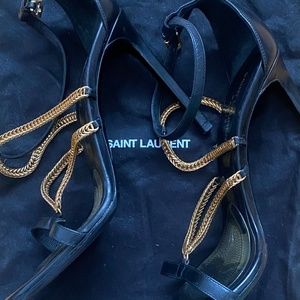 YSL GOLD CHAIN SANDALS IN SMOOTH LEATHER